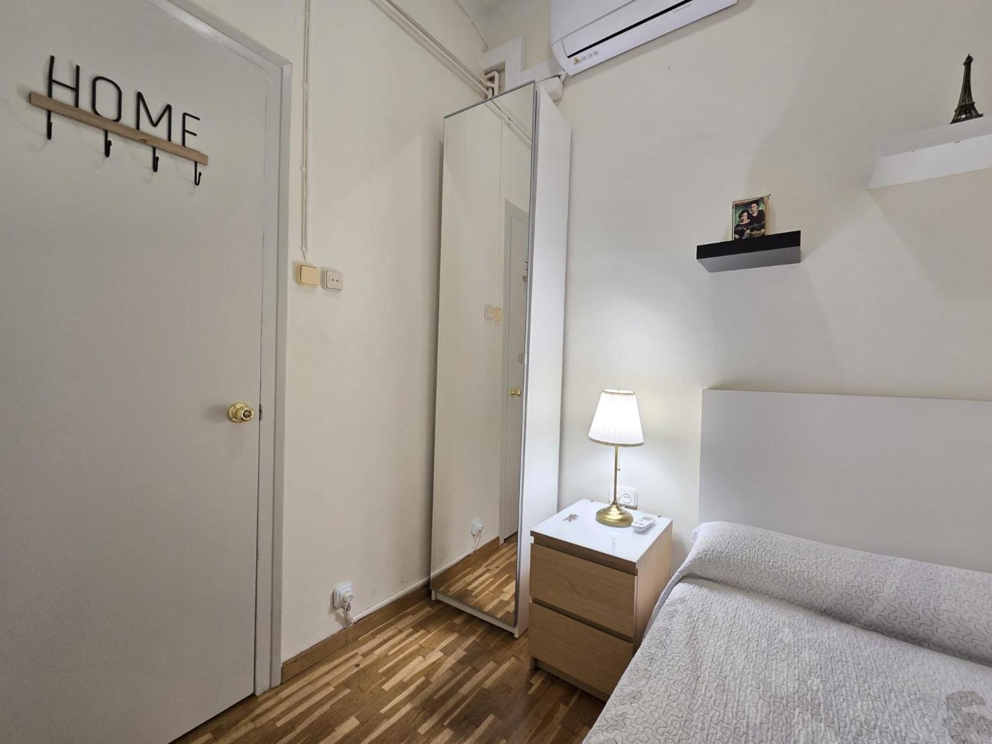 Rooms Aribau บาร์เซโลนา ภายนอก รูปภาพ