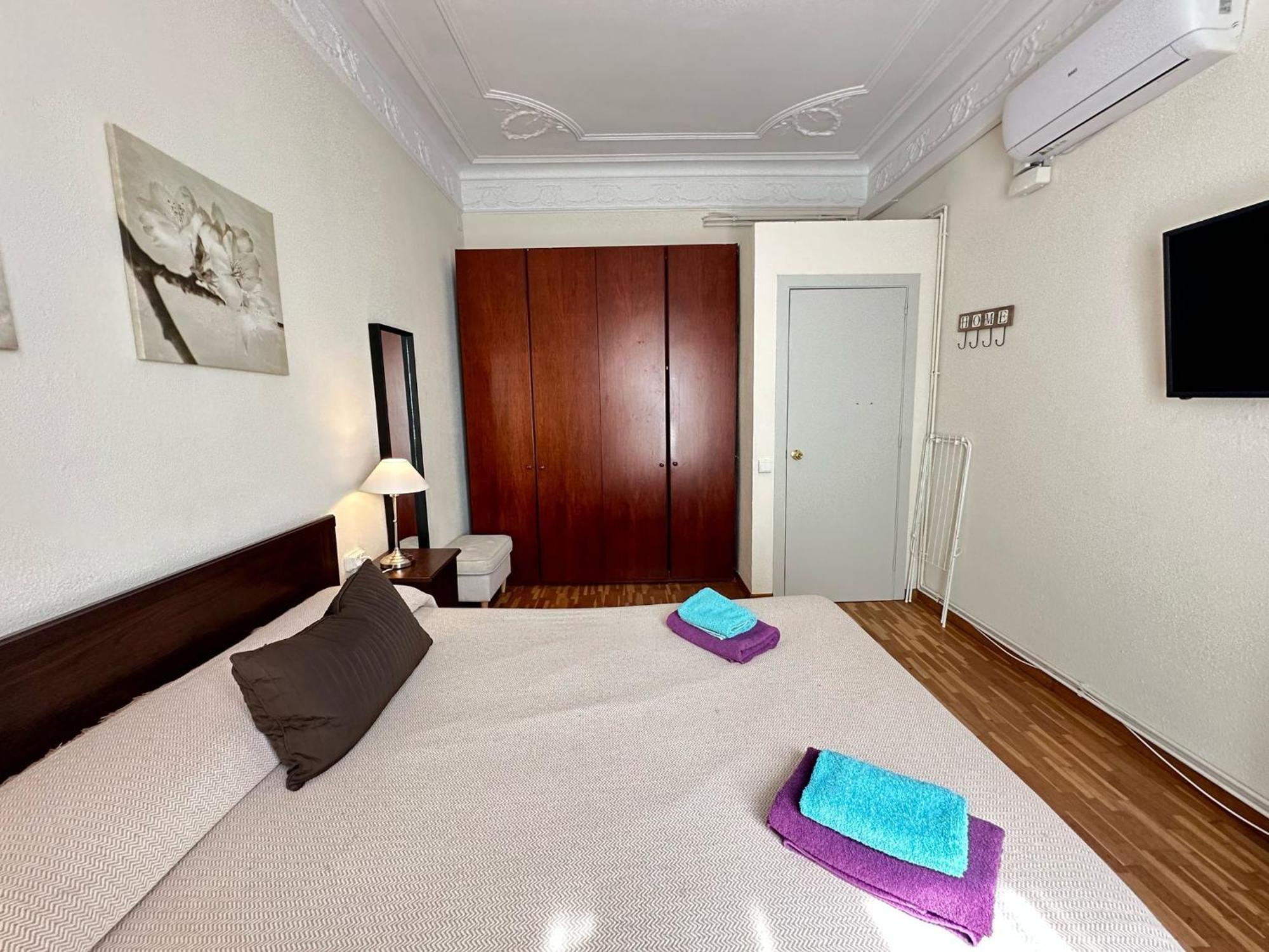 Rooms Aribau บาร์เซโลนา ภายนอก รูปภาพ