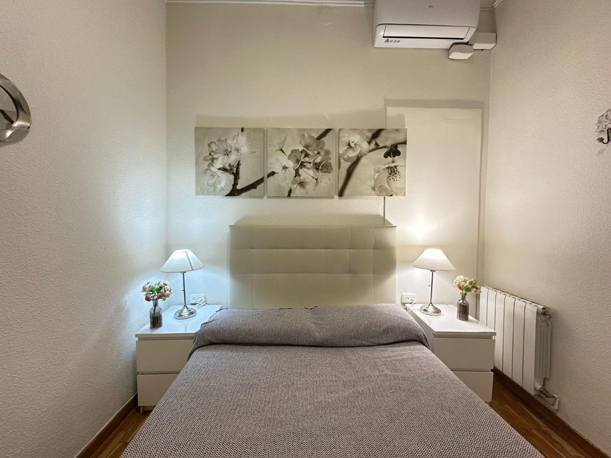 Rooms Aribau บาร์เซโลนา ภายนอก รูปภาพ